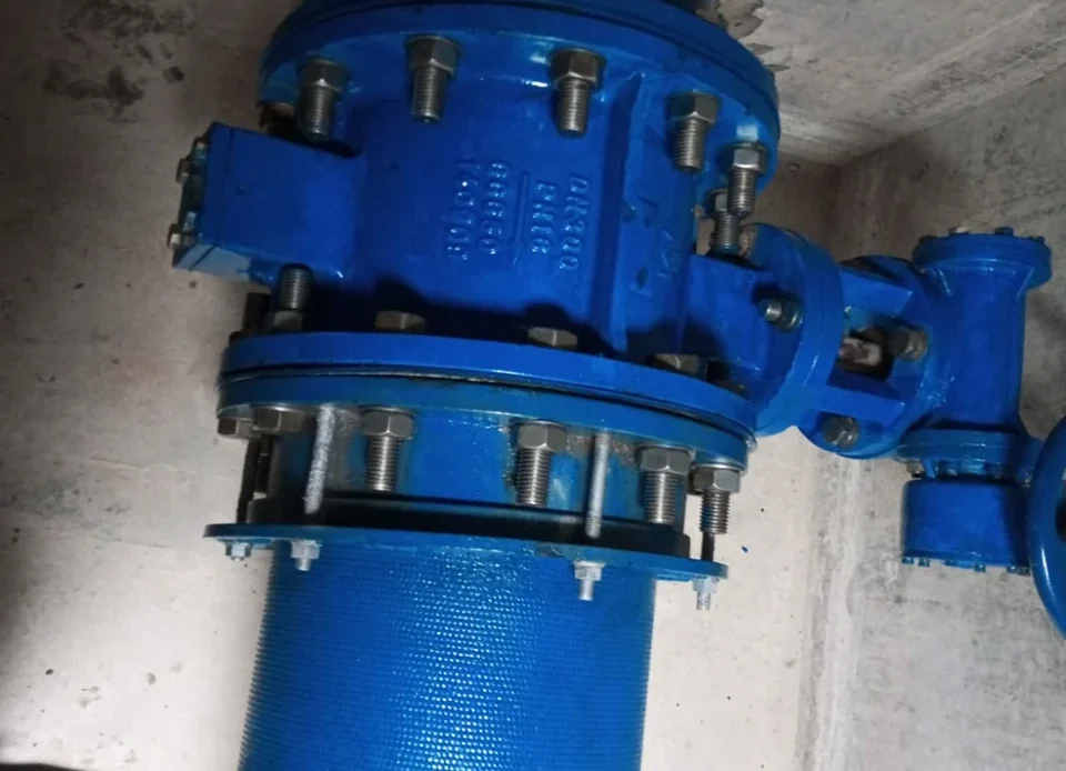 Heavy Pipeline Transmission Valve Assembly Installation - Hakami Group
